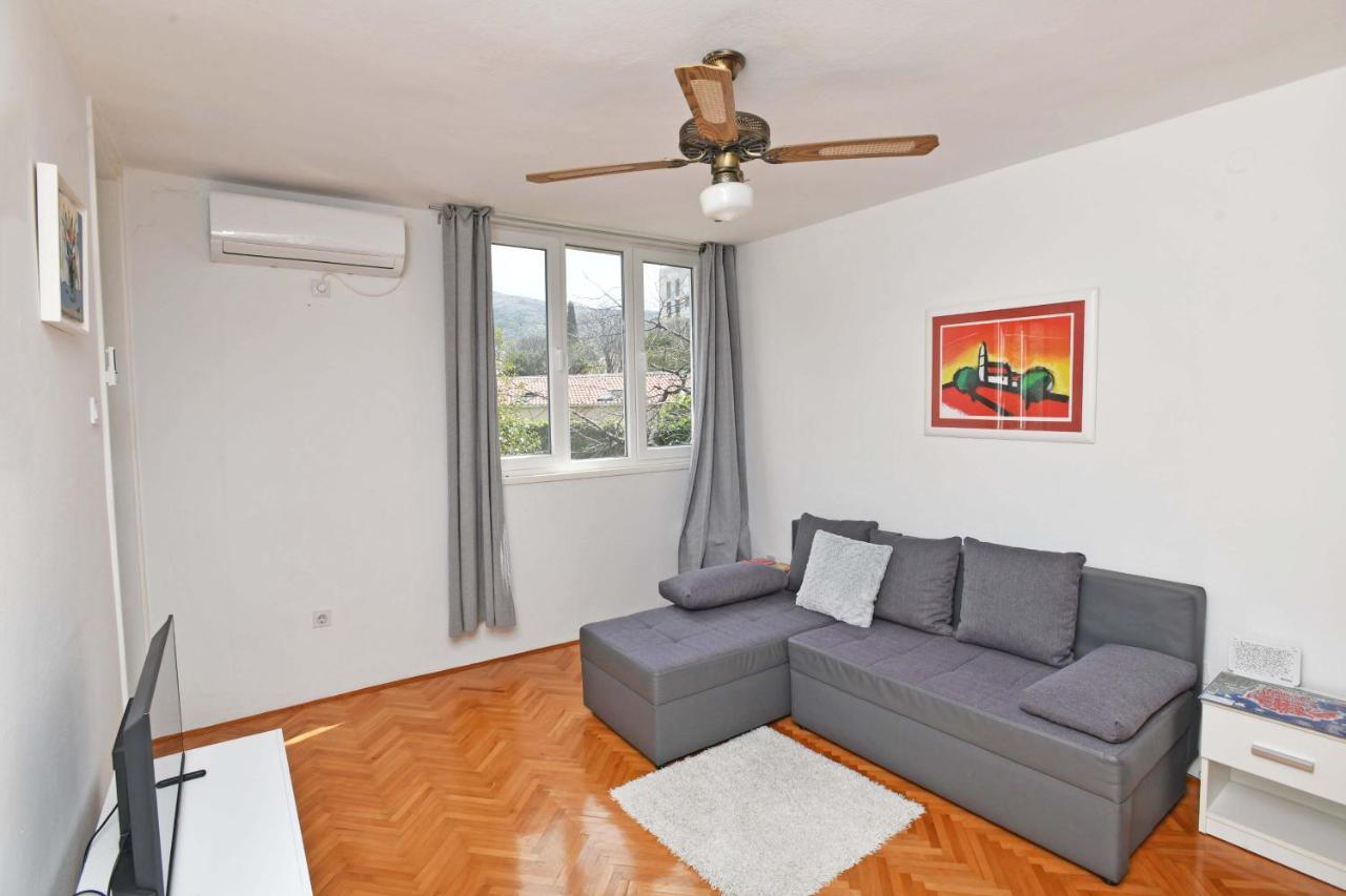 Demass Apartment - Cozy, Free Parking And Wifi Dubrovnik Bagian luar foto