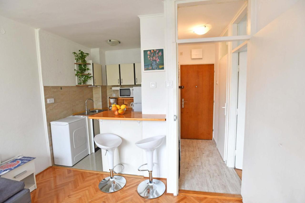 Demass Apartment - Cozy, Free Parking And Wifi Dubrovnik Bagian luar foto