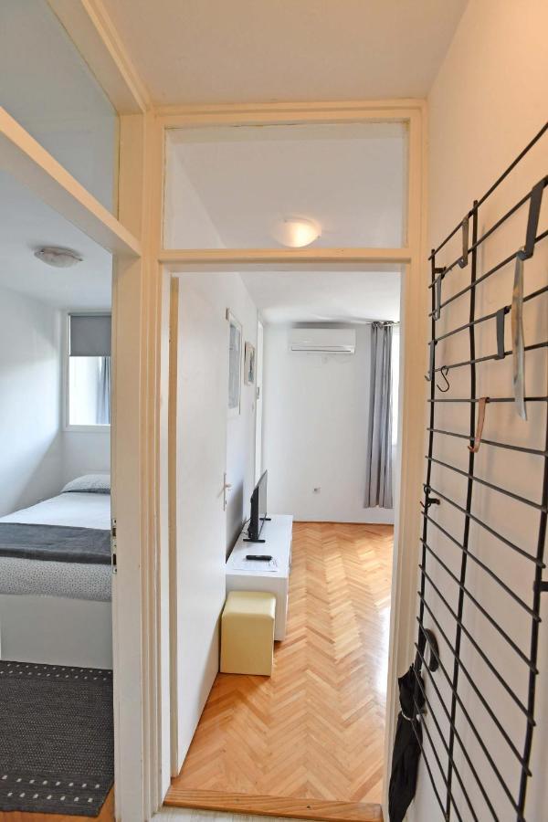 Demass Apartment - Cozy, Free Parking And Wifi Dubrovnik Bagian luar foto